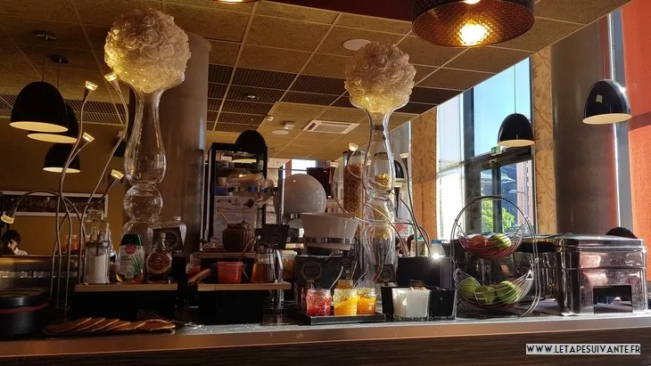 Mercure Lyon Part Dieu petit déjeuner