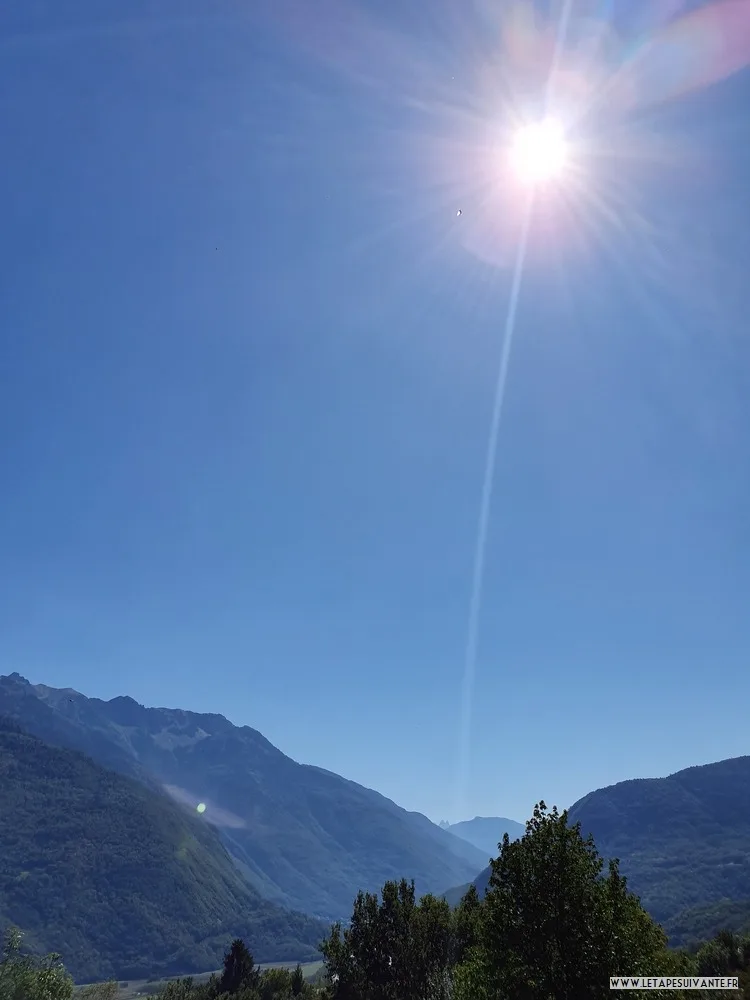 Test crème solaire bio Alphanova, la crème solaire est indispensable pour les vacances en montagne