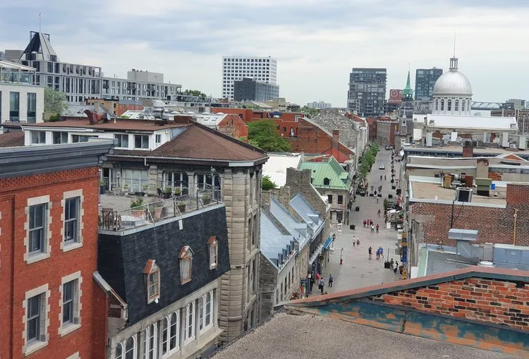 Bar rooftop à Montréal