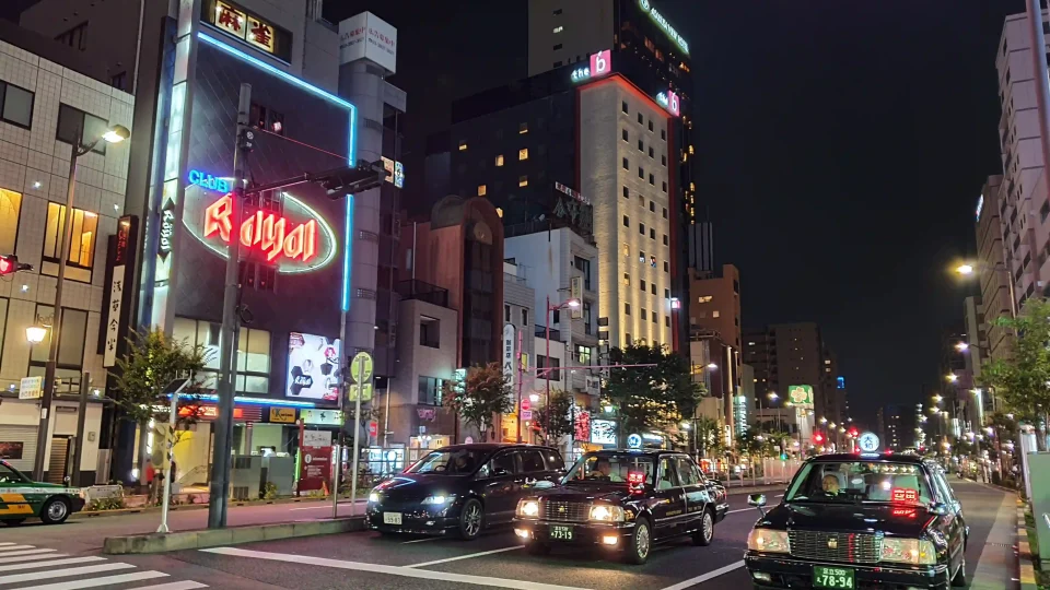 Arrivée à l'hôtel the b asakusa, près de la gare d'Asakusa